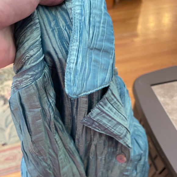 Cool Kringle jacket. Large. True color shows in #2 - Picture 2 of 13